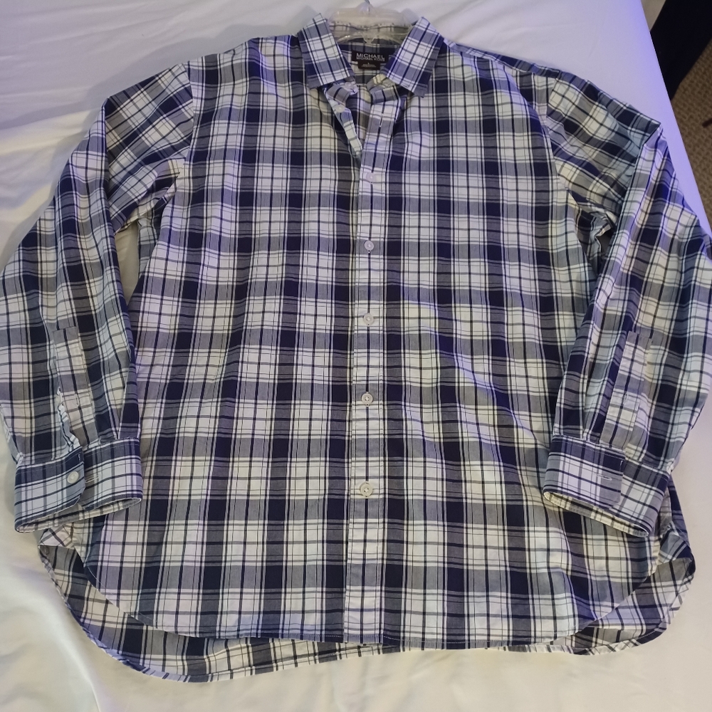 Michael Kors mens large blue plaid button up long sleeve shirt